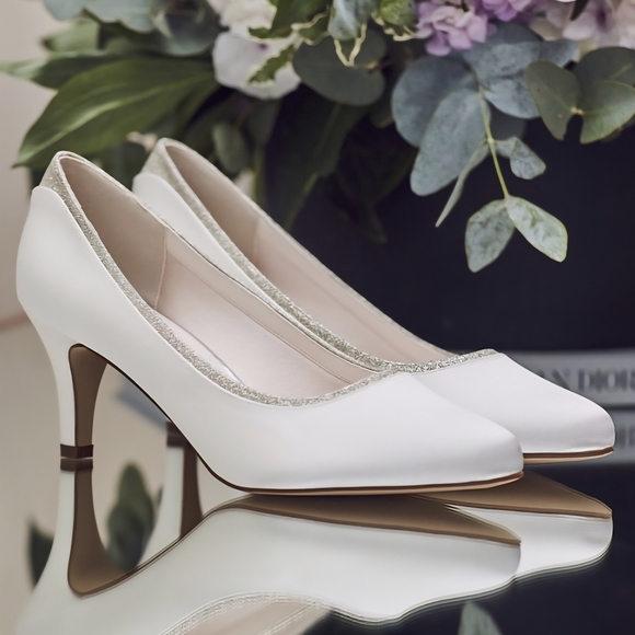 Rainbow Club Jara Heels Ivory/Cream - Picture 1 of 7